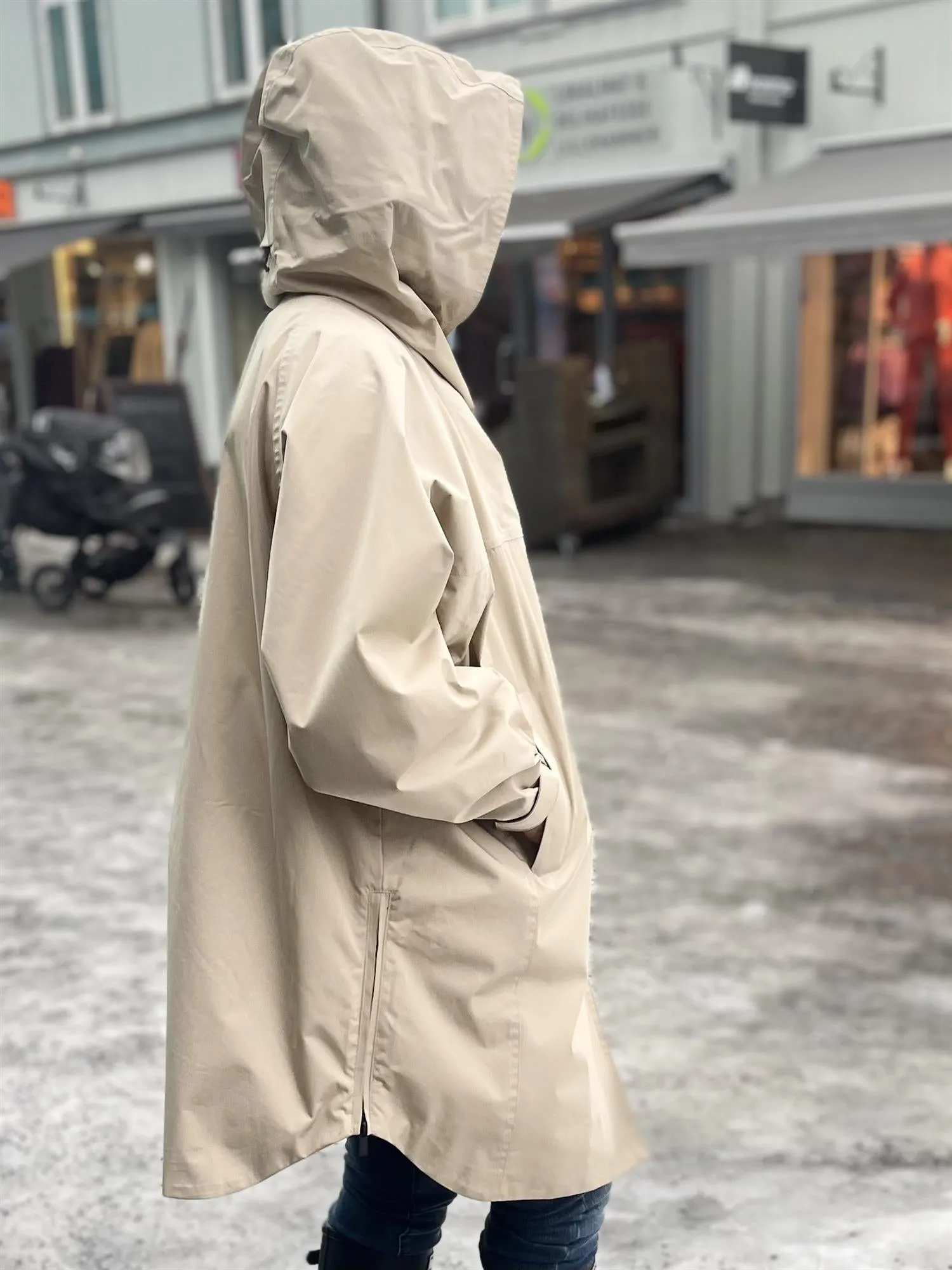 ADA  Poncho Parka Sand