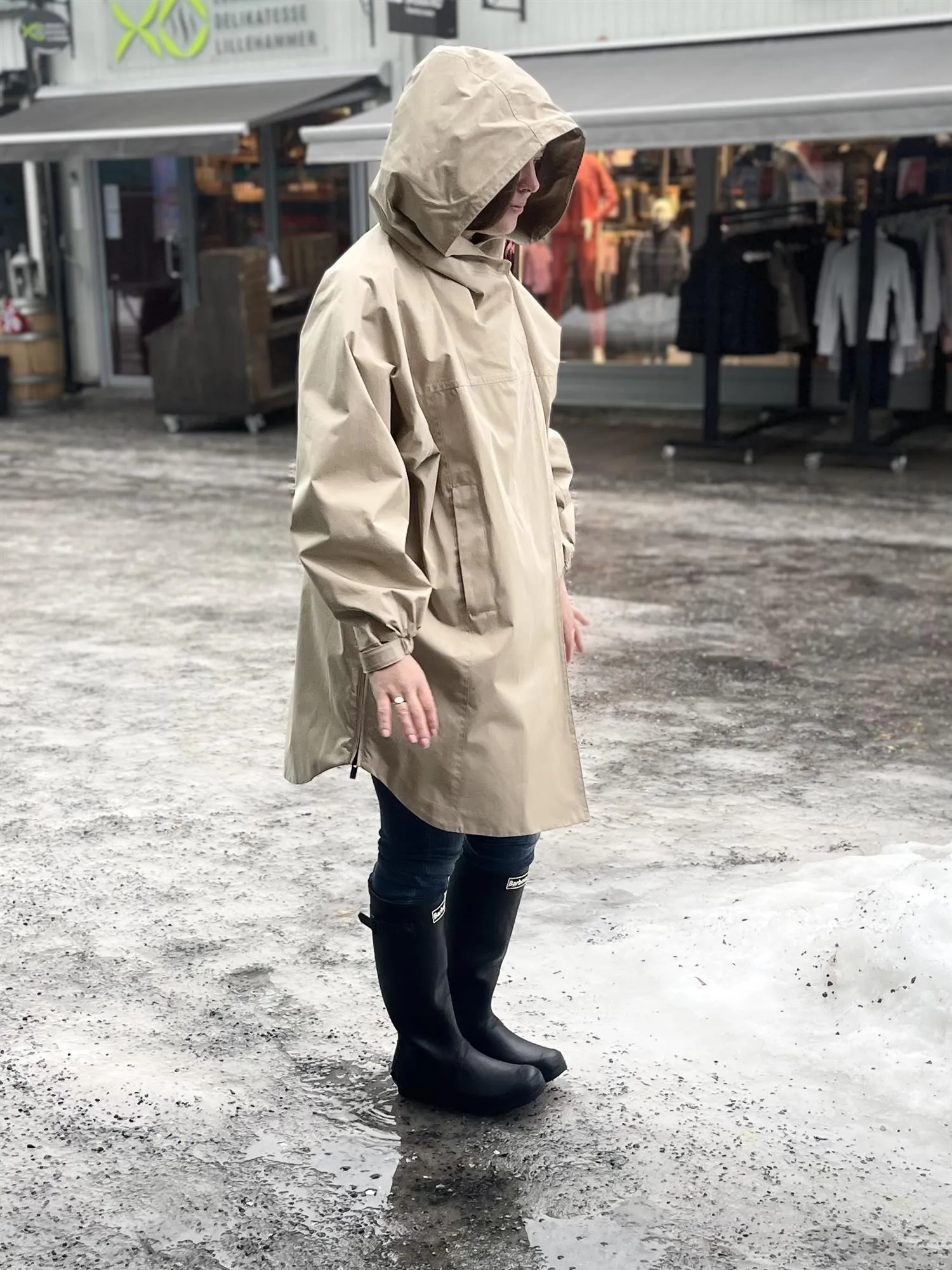 ADA  Poncho Parka Sand