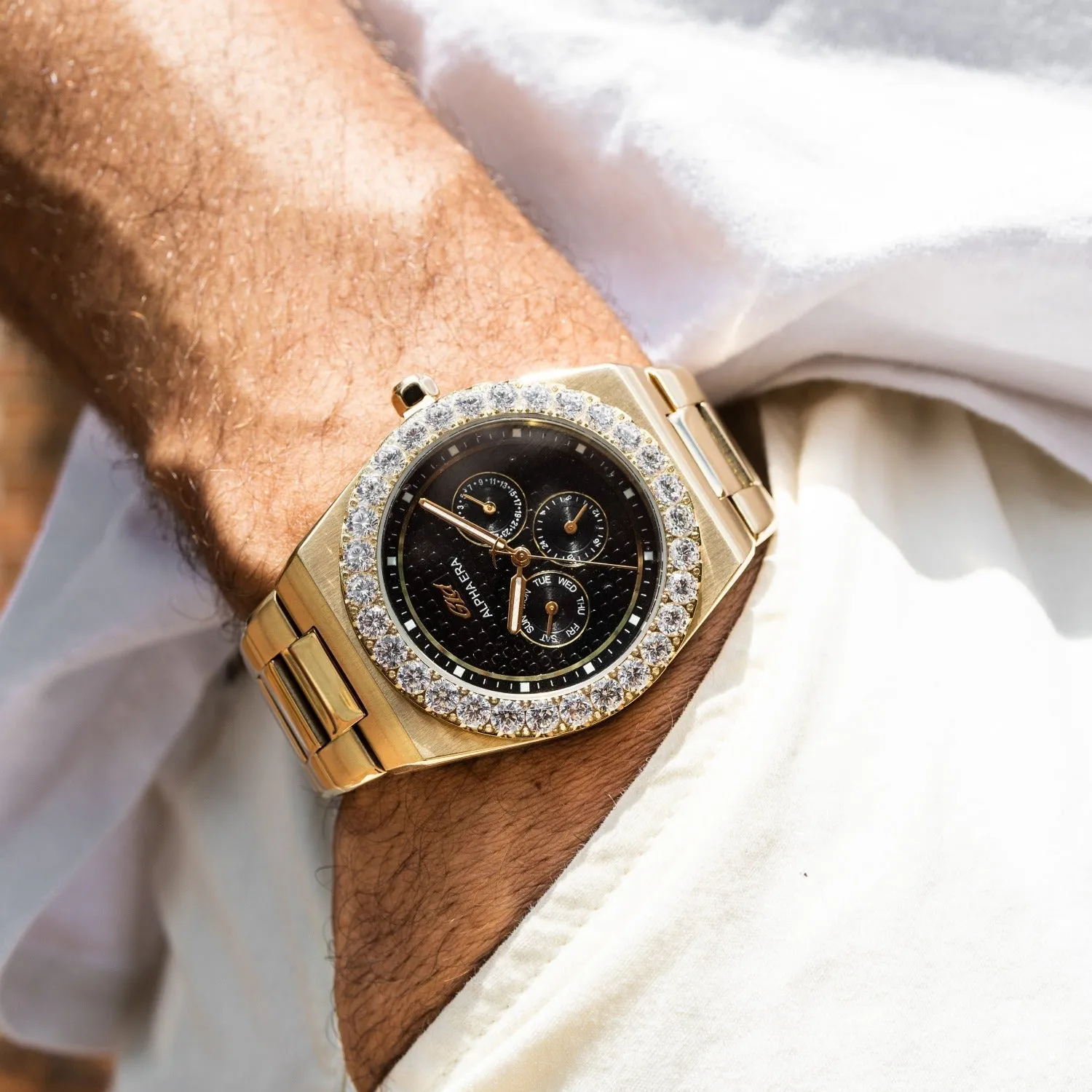 Alpha Era Gold - Iced Bezel