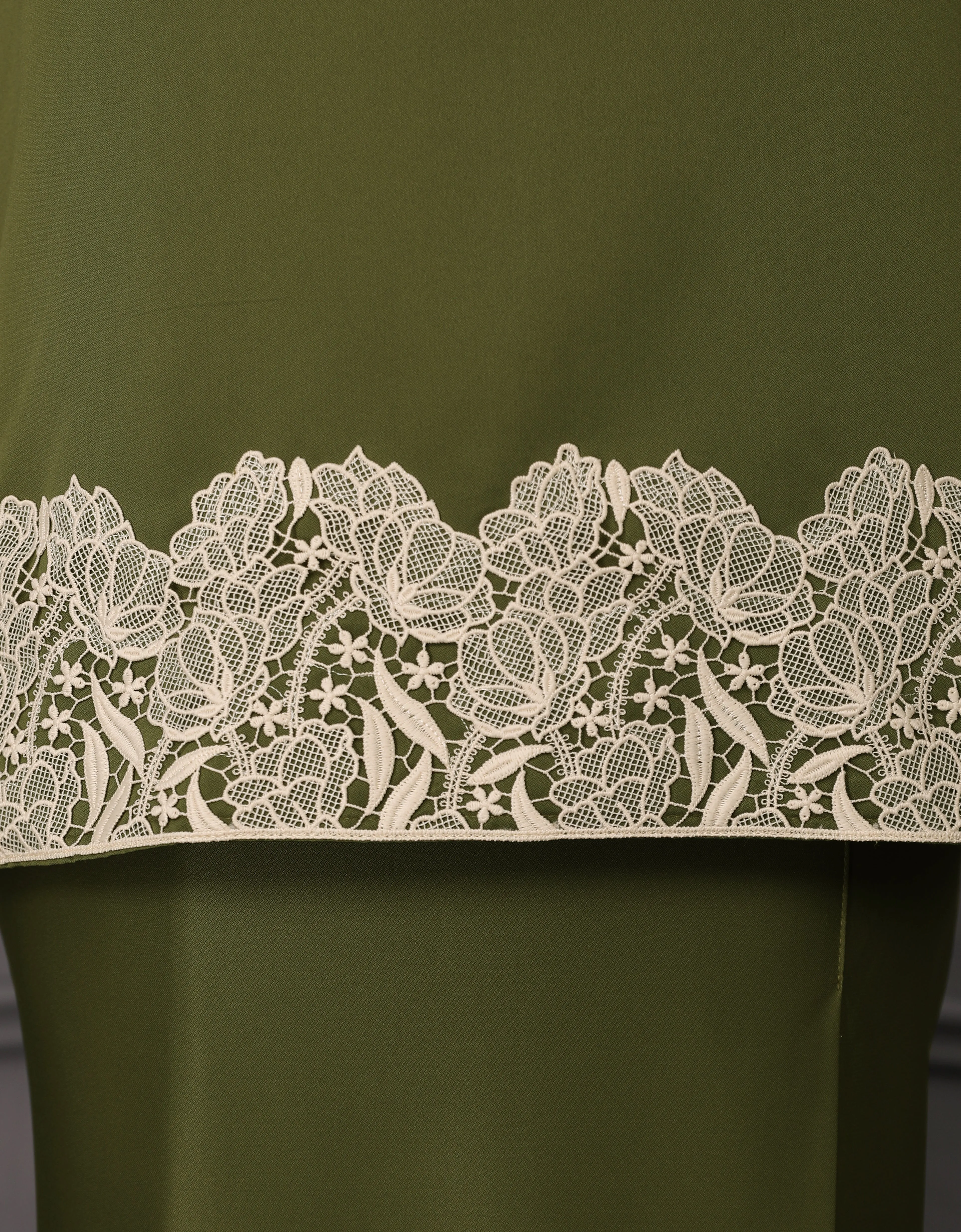 BAJU KURUNG KEDAH JULYA (OLIVE)