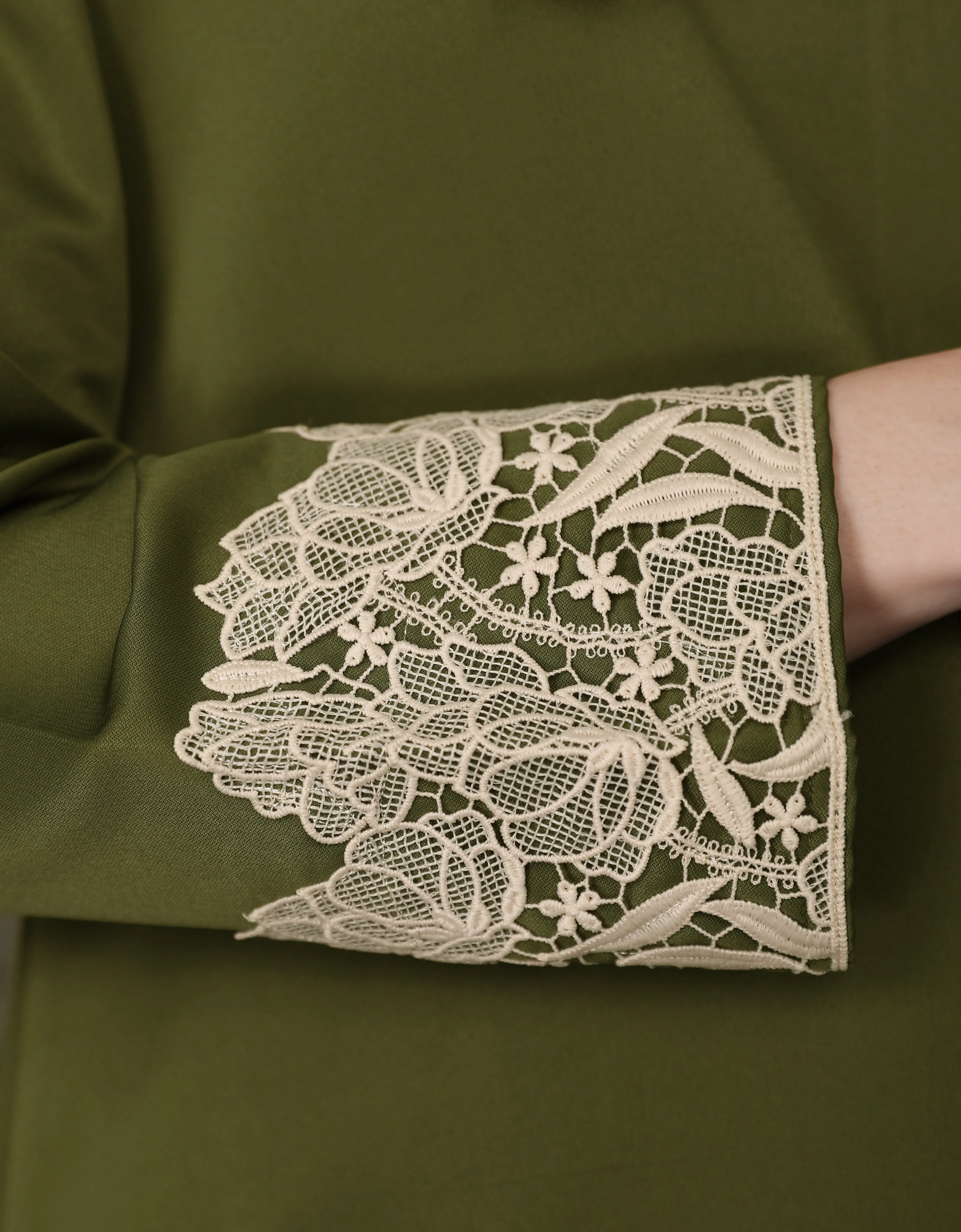 BAJU KURUNG KEDAH JULYA (OLIVE)