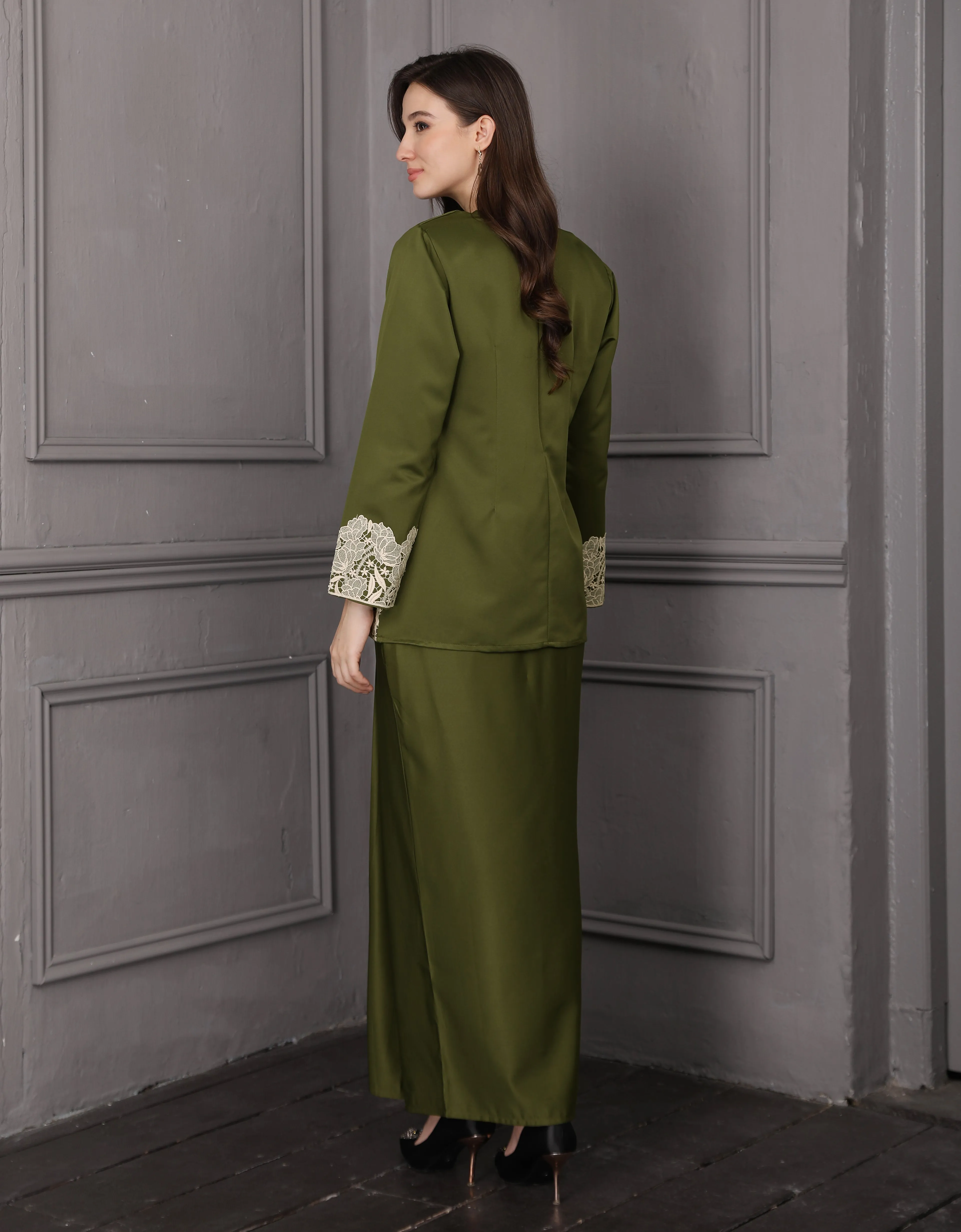 BAJU KURUNG KEDAH JULYA (OLIVE)
