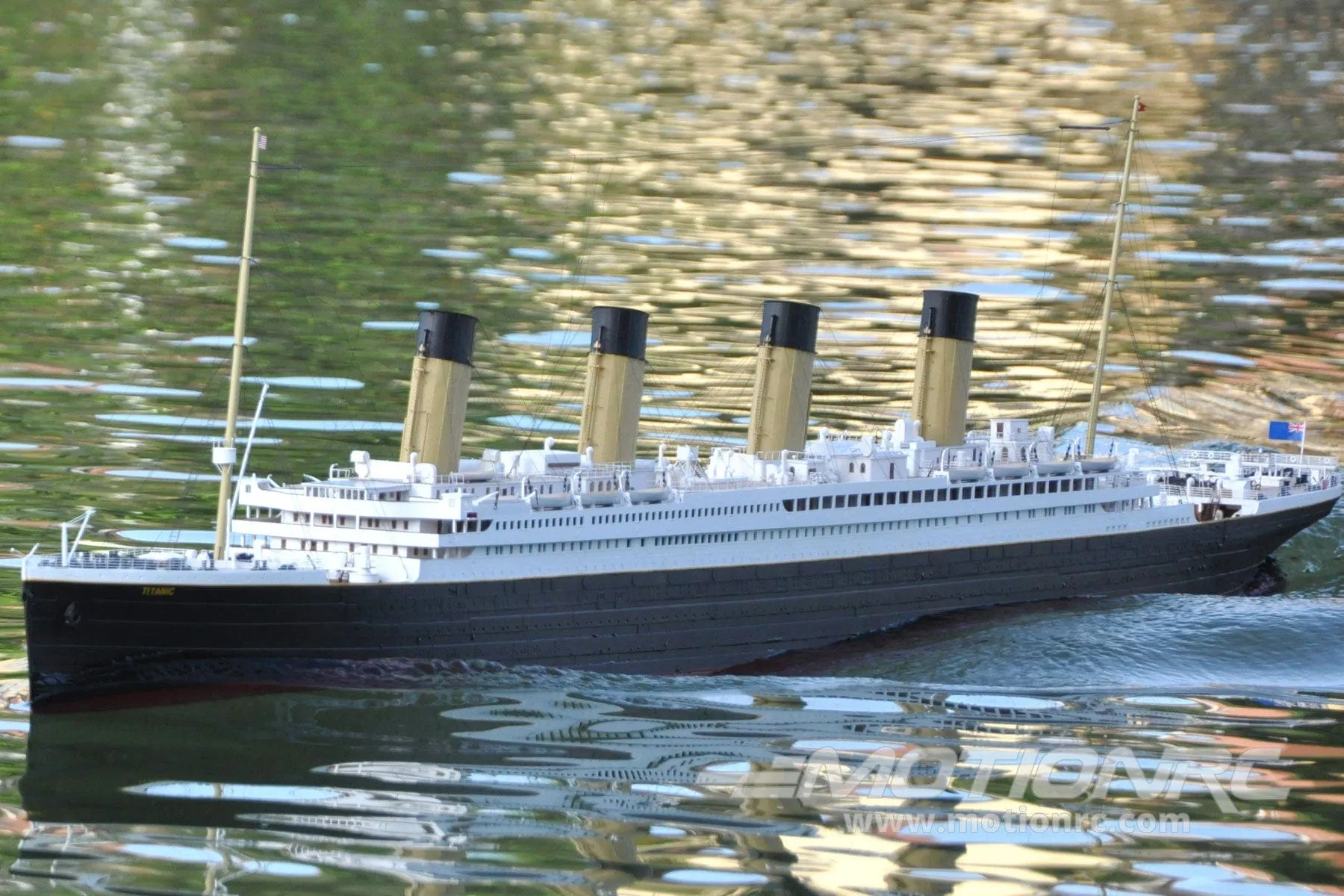 Bancroft RMS Titanic 1/150 Scale 1800mm (70.2") British Liner - RTR