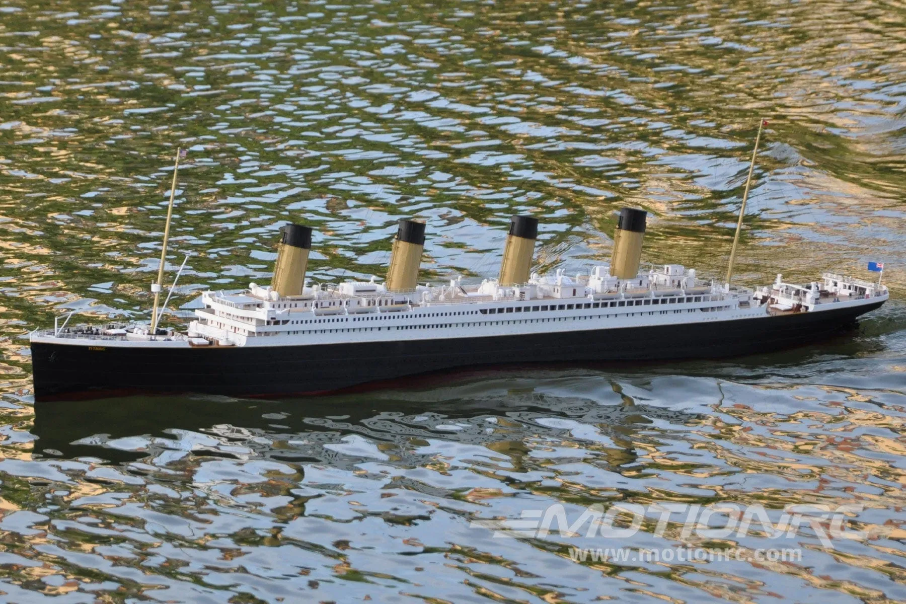Bancroft RMS Titanic 1/150 Scale 1800mm (70.2") British Liner - RTR
