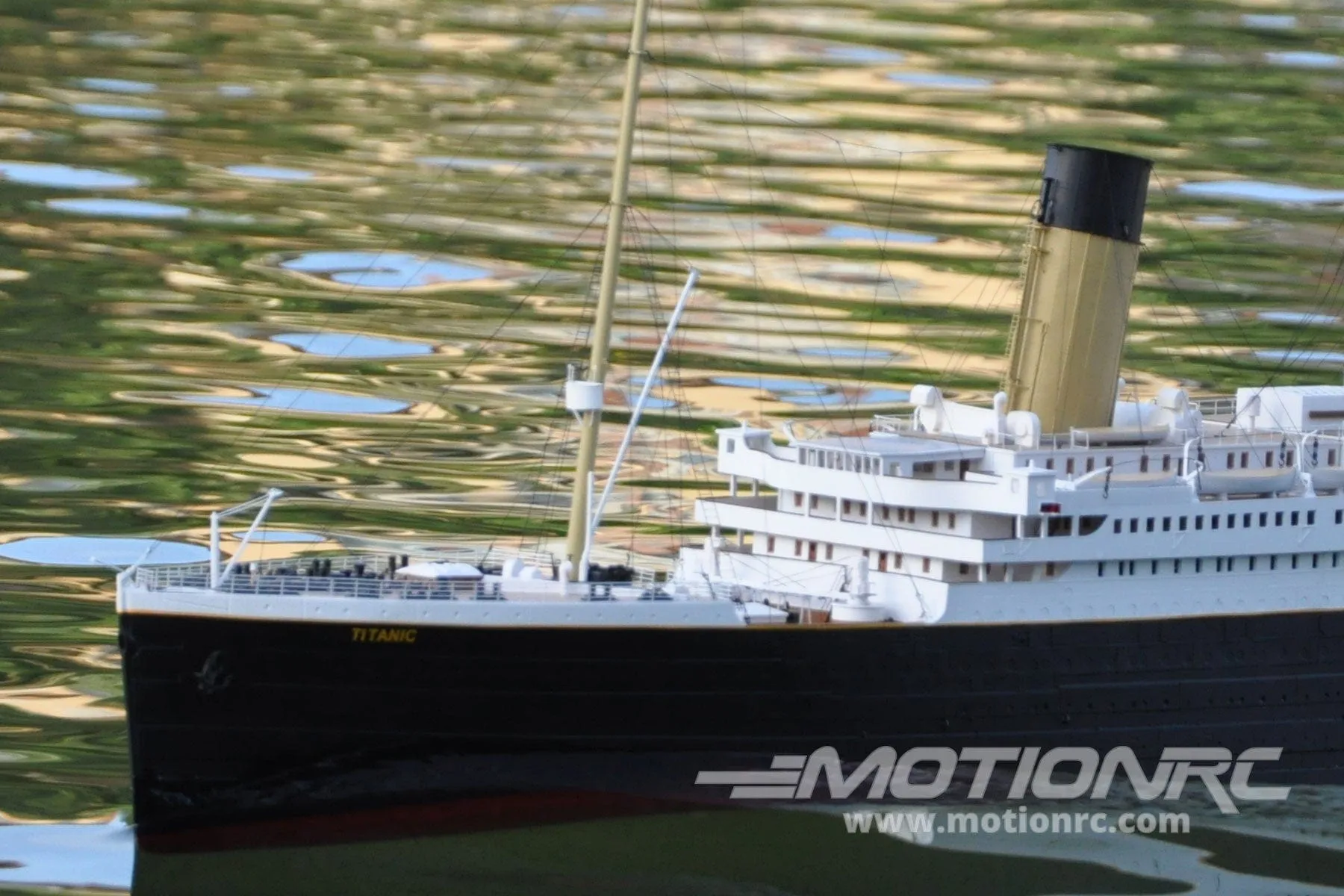 Bancroft RMS Titanic 1/150 Scale 1800mm (70.2") British Liner - RTR