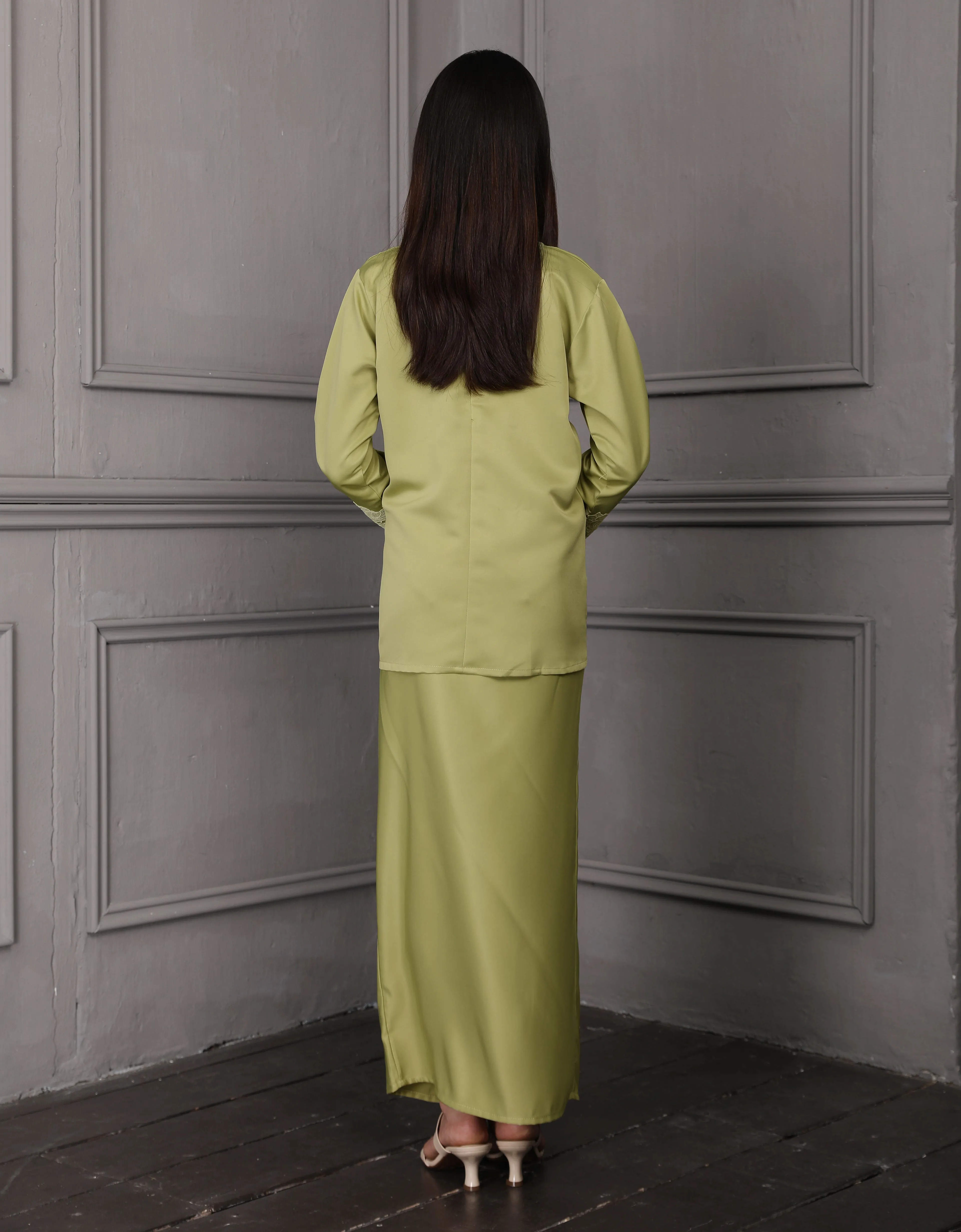 KIDS BAJU KURUNG KEDAH JULYA (GREEN TEA)